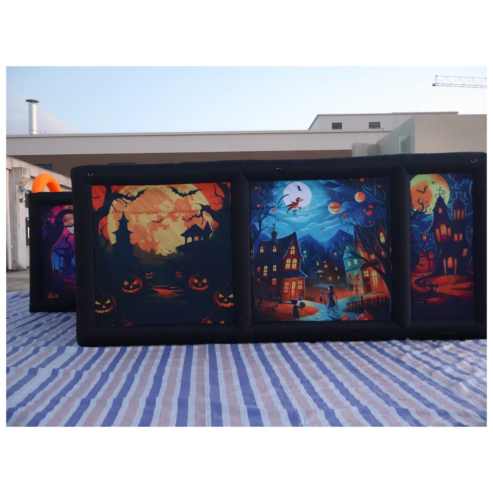 Large Dual Orange Arch Hallowe - огляд і ціна Kids Outdoor Party Venue