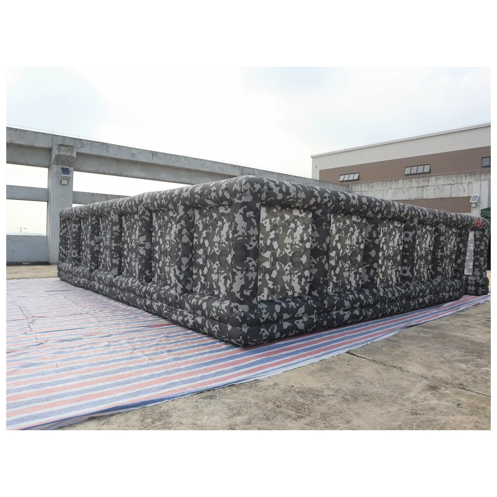 Large Gray Camouflage Open Inf - огляд і ціна Kids Outdoor Party Venue